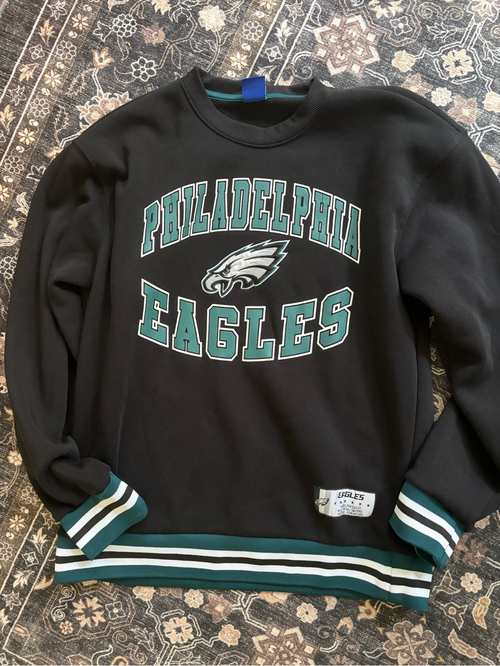 NFL Philadelphia Eagles Black & Green Crewneck Sweater